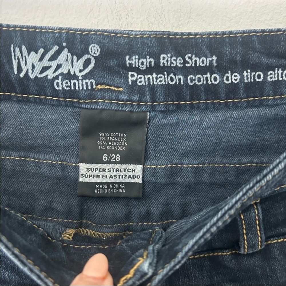 Y2K Mossimo Supply Co. Dark Wash Jean Shorts size 6 - Picture 2 of 3
